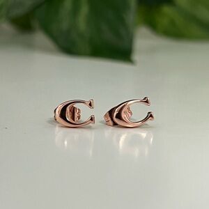 Authentic COACH SIGNATURE C STUD EARRINGS in Rose Gold Colour